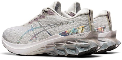(W) ASICS Novablast 2 'Platino' 1012B131-020 Shop (W) ASICS Novablast 2 'Platino' 1012B131-020