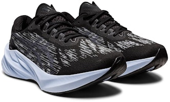 (W) ASICS Novablast 3 'Roca Negra' 1012B288-001 Lookbook (W) ASICS Novablast 3 'Roca Negra' 1012B288-001