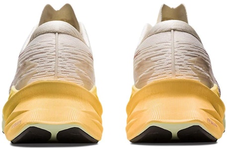 (W) ASICS Novablast 3 'Cream Fawn' dalam warna Krim Fawn 1012B288-101 Details for (W) ASICS Novablast 3 'Cream Fawn' dalam warna Krim Fawn 1012B288-101