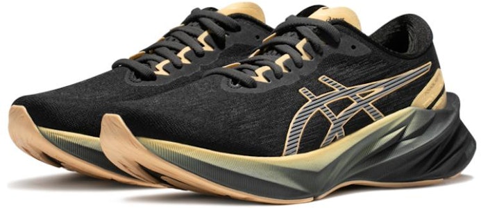 (W) ASICS Novablast 3 Lite-Show 'Hitam Kelabu' 1012B542-001 Lookbook (W) ASICS Novablast 3 Lite-Show 'Hitam Kelabu' 1012B542-001