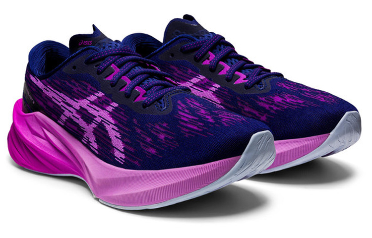 Lookbook Asics Novablast 3 耐磨 低筒 跑步鞋 女款 深紫色