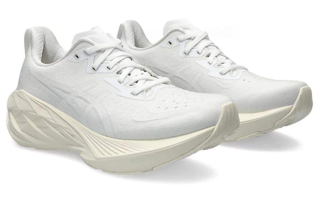 Lookbook Asics novablast 4 減震耐磨 低筒 跑步鞋 女款 灰白