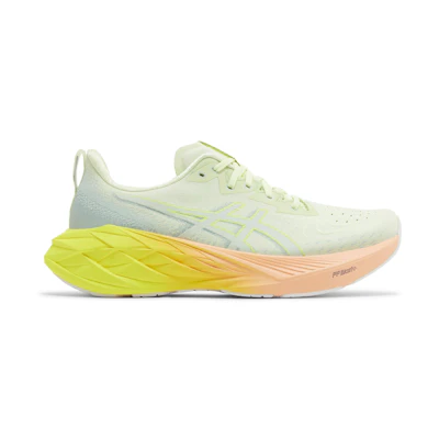 (W) ASICS Novablast 4 'Paris'