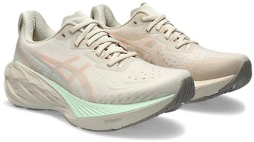 (女性)ASICS Novablast 4 寬楦 '燕麥月岩' 1012B704-250 Lookbook (女性)ASICS Novablast 4 寬楦 '燕麥月岩' 1012B704-250