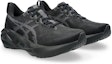 Lookbook (W) ASICS Novablast 5 'Hitam Pembawa Kelabu' 1012B765-002
