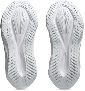 (W) ASICS Novablast 5 'Putih Piedmont Abu-Abu' 1012B765-100 Sizing (W) ASICS Novablast 5 'Putih Piedmont Abu-Abu' 1012B765-100