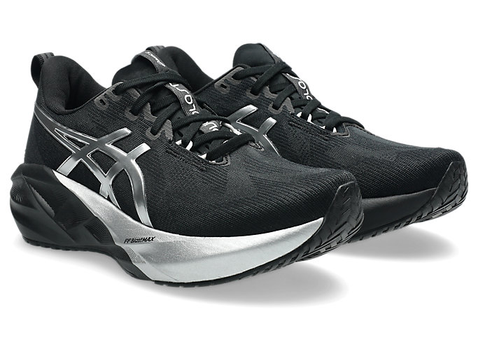 Lookbook (W) ASICS Novablast 5 Platinum Scarpe Running Platino/Nero 1012B980-001