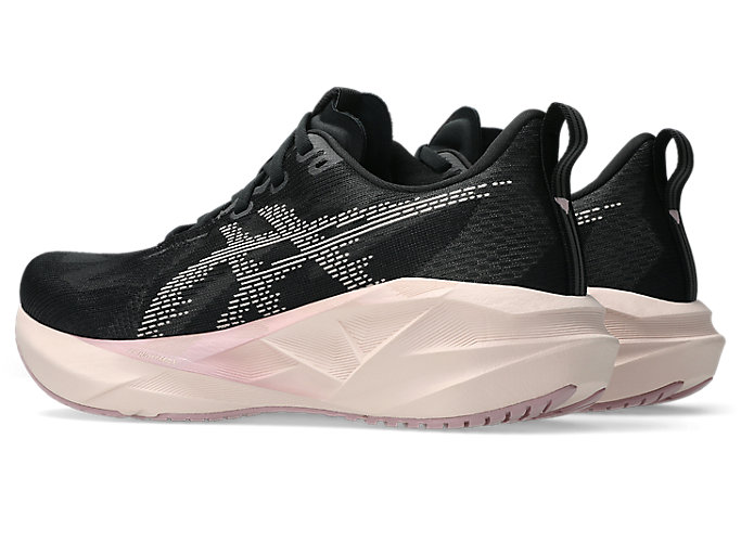 Lookbook (W) ASICS NOVABLAST 5 Sepatu Lari Hitam/Pink Mutiara. 1012B765-003