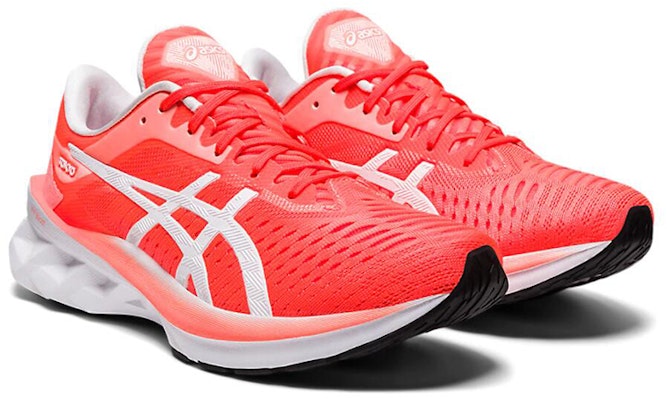 (W) ASICS Novablast 'Tokyo' Zapatillas Running 1012A941-600 Lookbook (W) ASICS Novablast 'Tokyo' Zapatillas Running 1012A941-600