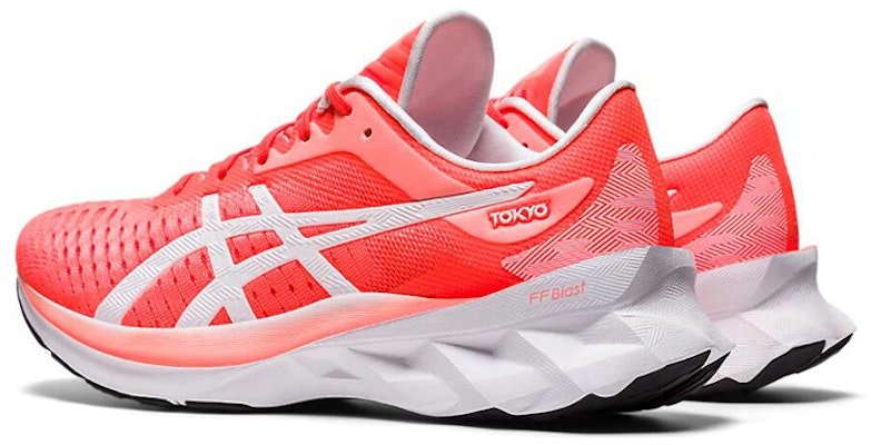 (W) ASICS Novablast 'Tokyo' Zapatillas Running 1012A941-600 Shop (W) ASICS Novablast 'Tokyo' Zapatillas Running 1012A941-600