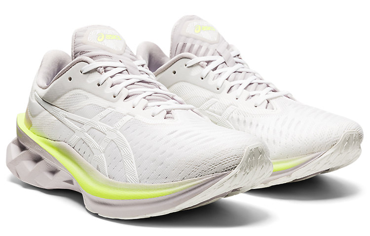 Lookbook (W) ASICS Novablast 'White Haze' Putih Haze 1012A584-100