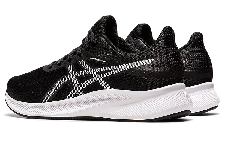 Shop (W) ASICS Patriot 13 D Wide ''Schwarz Weiß'' 1012B382-001