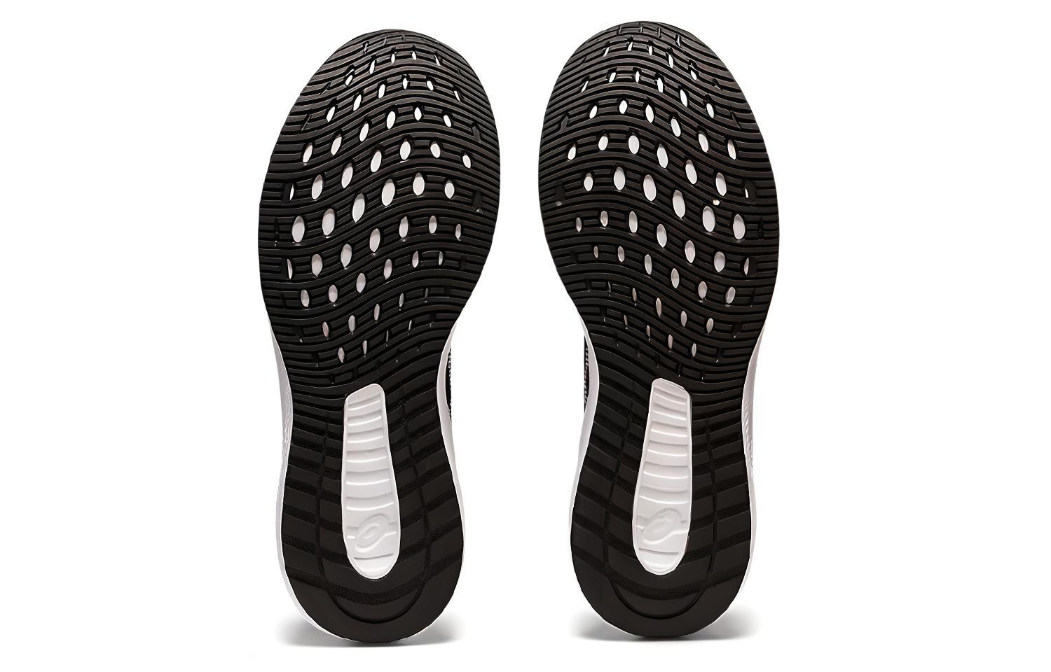 Details for (W) ASICS Patriot 13 D Wide ''Schwarz Weiß'' 1012B382-001