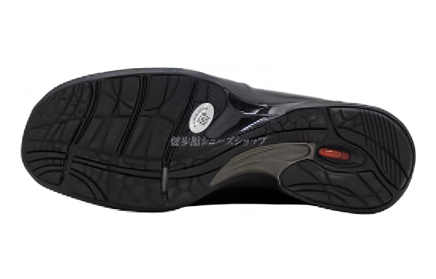 Shop (W) ASICS Pedala 'Sepatu Kasual Hitam Low-Top Nyaman' 1212A243-001