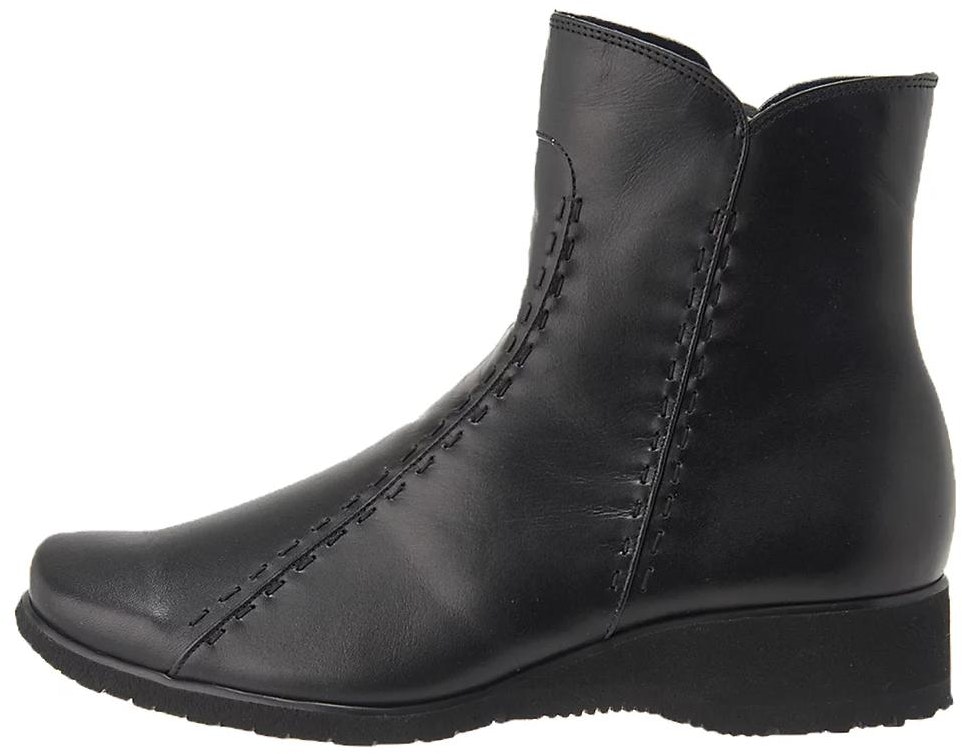 women-asics-pedala-black-comfort-short-boot-wpt-688-90