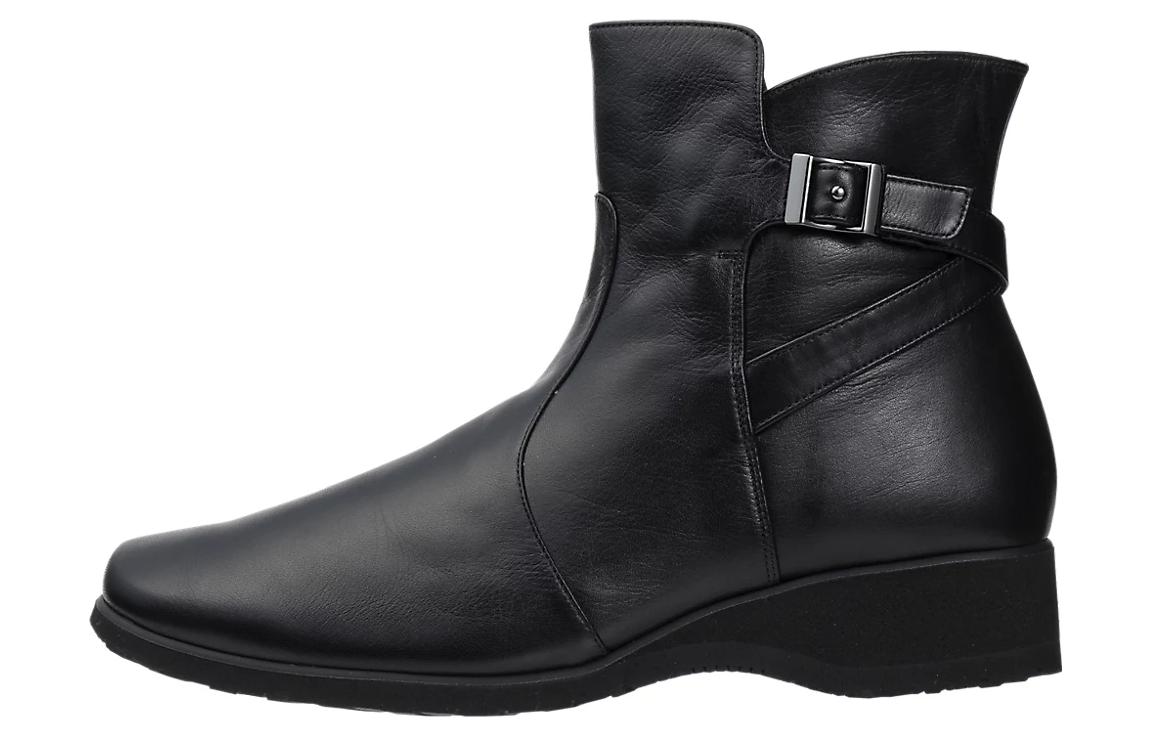 (Women) ASICS Pedalla 'Black Short Boots' WP689M-90