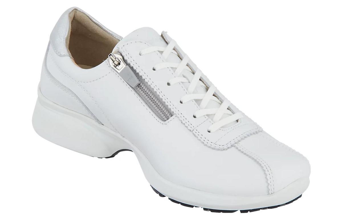 Shop (W) 亚瑟士 Pedana '白色低帮休闲鞋' WP159T-101