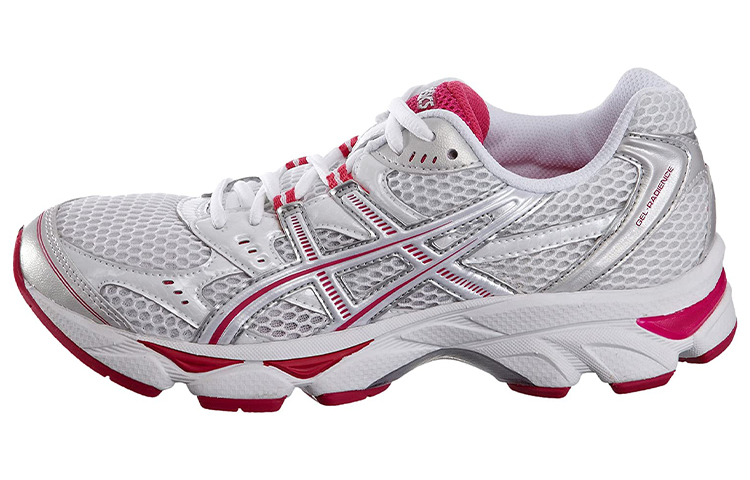 Buy Asics 低筒 跑步鞋 女款 白