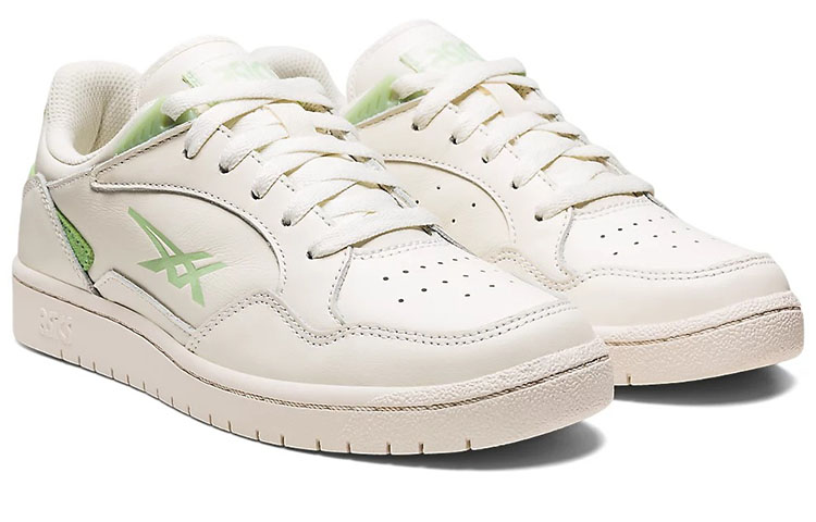 Lookbook (W) アシックス スカイコート “クリームジェイド” 1202A382-101