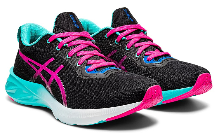 Lookbook （女性）ASICS Versablast 2 "黑色粉紅光" 1012B368-001
