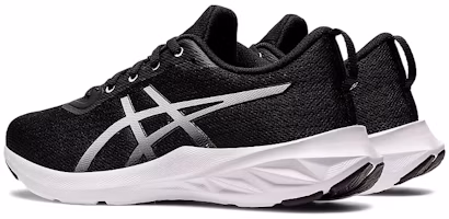 Lookbook (W) ASICS Versablast 2 ''Schwarz Weiß'' 1012B179-001