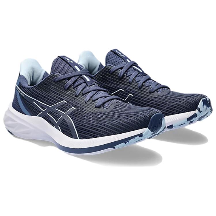Lookbook Asics Versablast 3 舒適百搭 防滑 跑步鞋 女款 黑藍