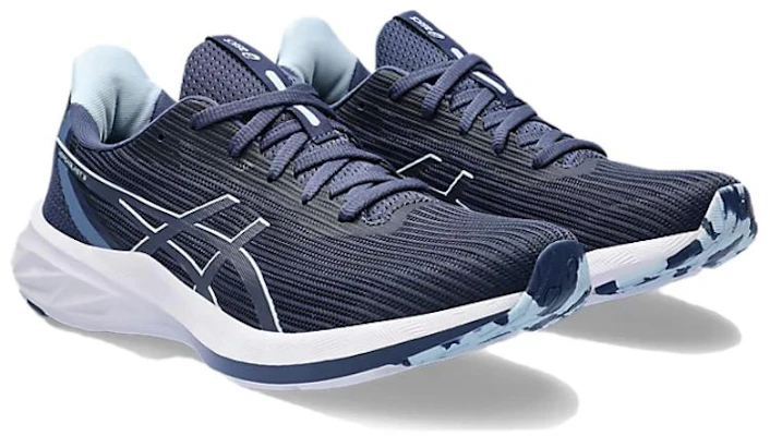 Asics Versablast 3 舒適百搭 防滑 跑步鞋 女款 黑藍 Lookbook Asics Versablast 3 舒適百搭 防滑 跑步鞋 女款 黑藍
