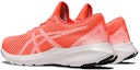 Lookbook (W) ASICS Versablast 'Sun Coral' Wanita Lelaki Kasual Running Kasut 1012A835-700
