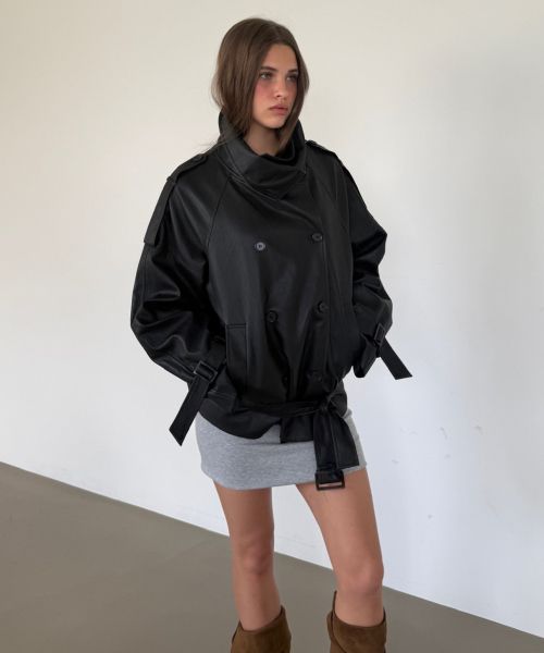 Lookbook (W) Jaket Trench Kulit Hitam Asura Original A26FWJK113BKOS
