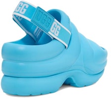 atmos pink x UGG Aww Yeah 舒適厚底 時尚涼鞋 女款 夏日天空藍 Shop atmos pink x UGG Aww Yeah 舒適厚底 時尚涼鞋 女款 夏日天空藍