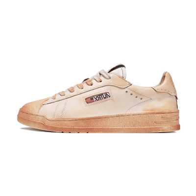 (W) AUTRY Bob Lutz Low Leather Sneakers 'White-ish'