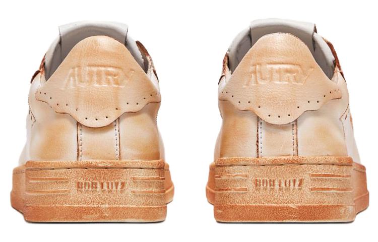 (W) AUTRY Bob Lutz Low Leather Sneakers 'White-ish' 圖 4