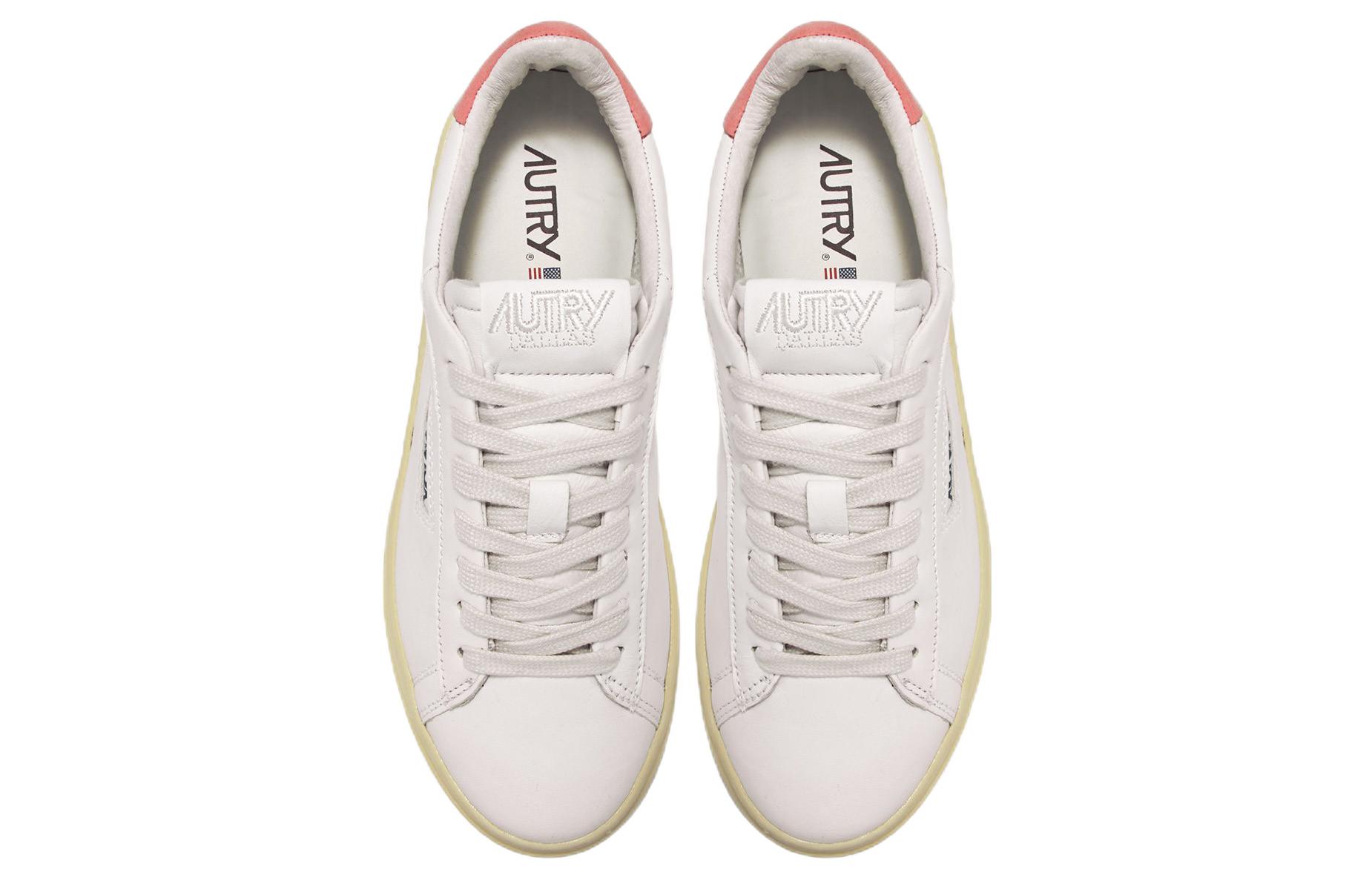 Lookbook (W) 오트리 달라스 로우 누벅 화이트핑크 (Aoteuri Dallaseu Ro-u Nubuck Hwaiteu Pingkeu) ADLW-NG04