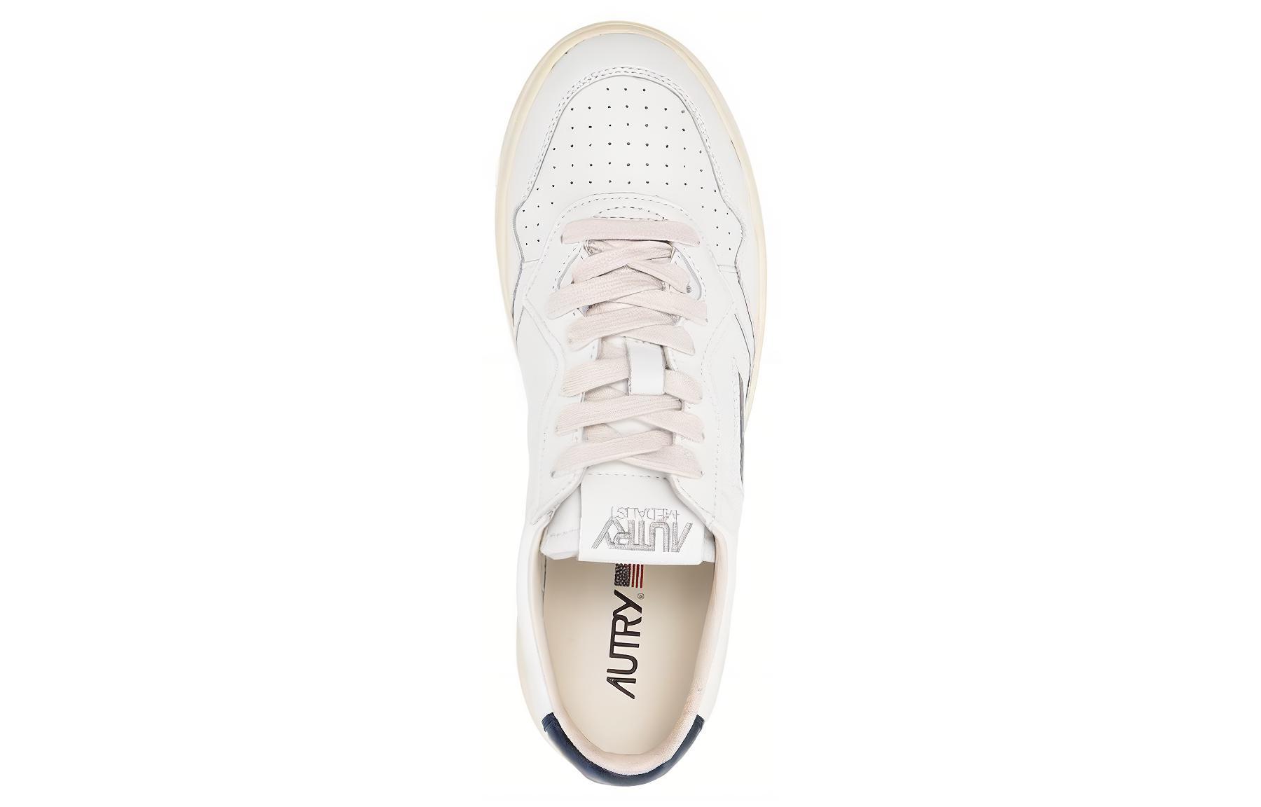 Purchase (W) 오트리 레더 로우 '블랙앤화이트' AULW-LD07