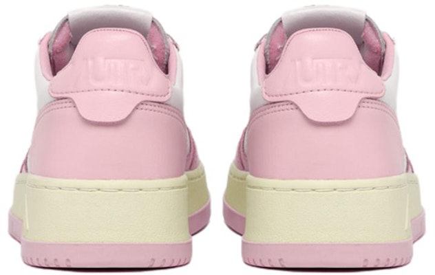 AUTRY 皮革 舒适百搭 低筒 板鞋 女款 粉色 Shop AUTRY 皮革 舒适百搭 低筒 板鞋 女款 粉色