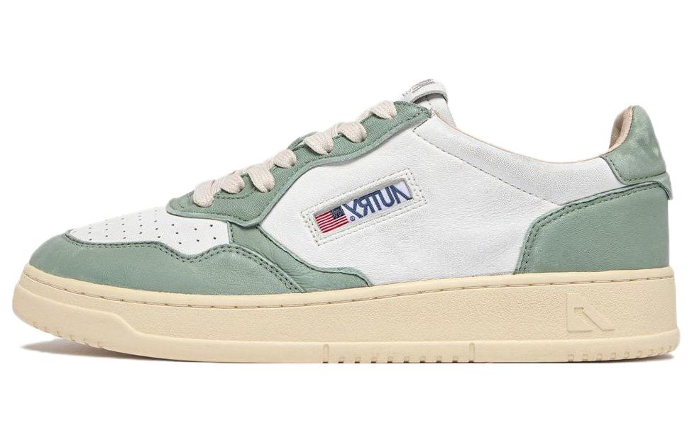 Buy (W) AUTRY Rendah 'Putih Hijau' AULW-GH05