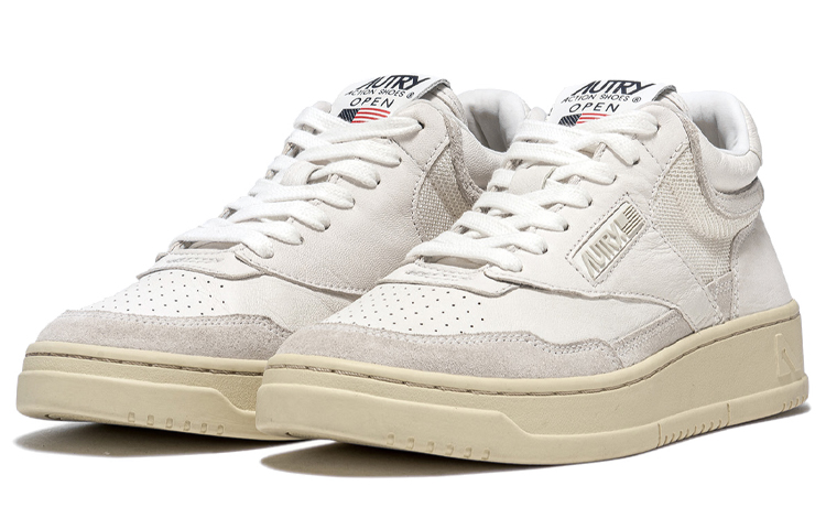 Order (W) AUTRY Sepatu Low Top 'Fashion Casual Putih Abu' AOMW-CE01