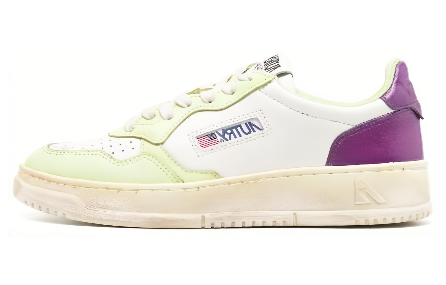 (W) AUTRY Low Top 'White Purple'