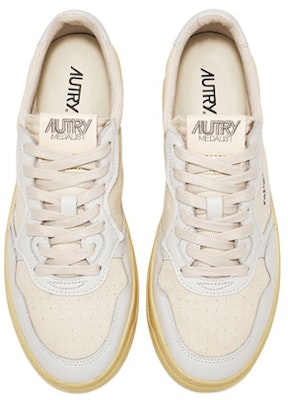 AUTRY 帆布 低筒 綁帶 時尚休閒鞋 女款 白色 Lookbook AUTRY 帆布 低筒 綁帶 時尚休閒鞋 女款 白色