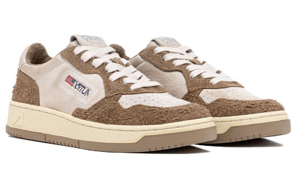 (W) AUTRY Medalist 'Mud Brown Suede Perforated Toe Low-Top' 圖 3