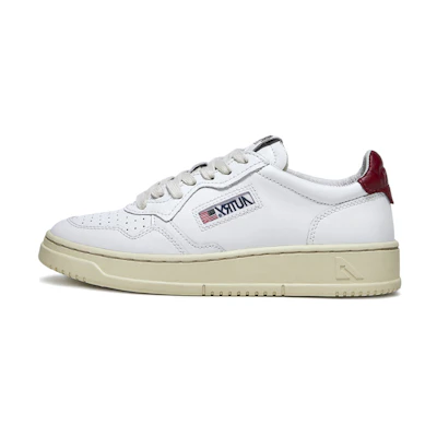 (W) AUTRY Medalist Leather Low 'White Bordeaux'