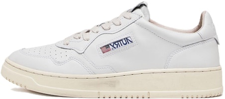 (Women) AUTRY Medalist Leather Low Lettering 'We Are Action People - White' AULW-LD06 (Women) AUTRY Medalist Leather Low Lettering 'We Are Action People - White' AULW-LD06