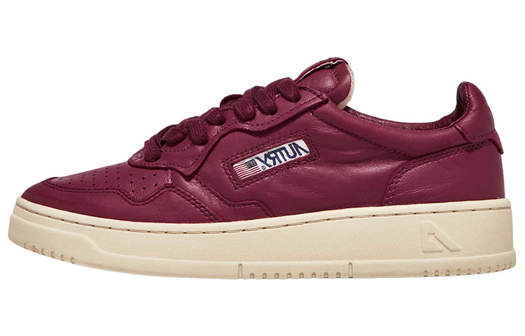 (W) AUTRY Medalist Low 'Burgundy Goat Leather'
