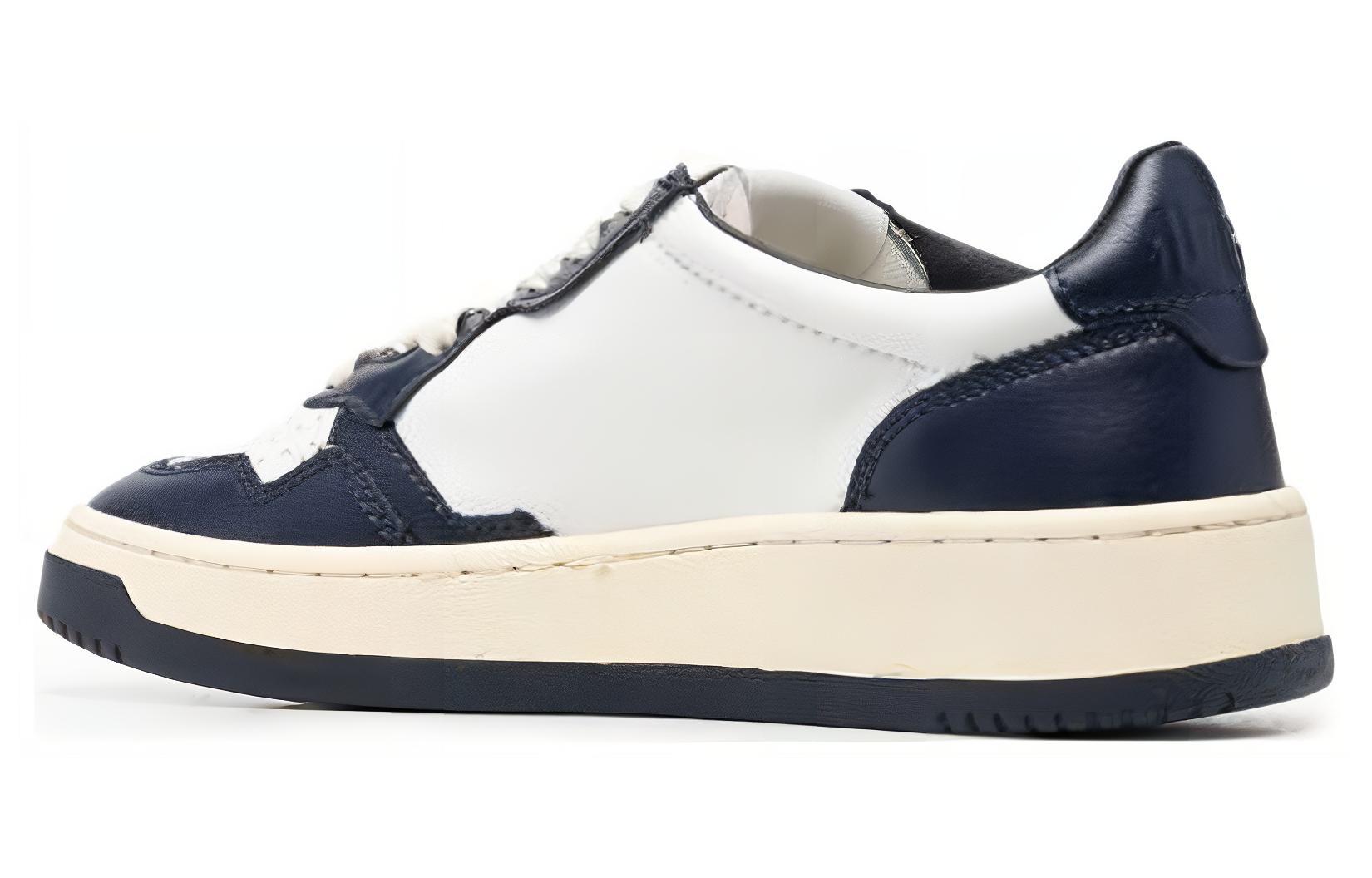 Shop (W) AUTRY Medalist Low Bicolor 'Blanco Negro' AULW-WB04
