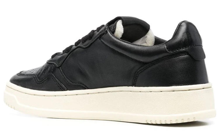 Shop (Women) AUTRY Medalist Low Goat Skin 'Black' AULW-GG05