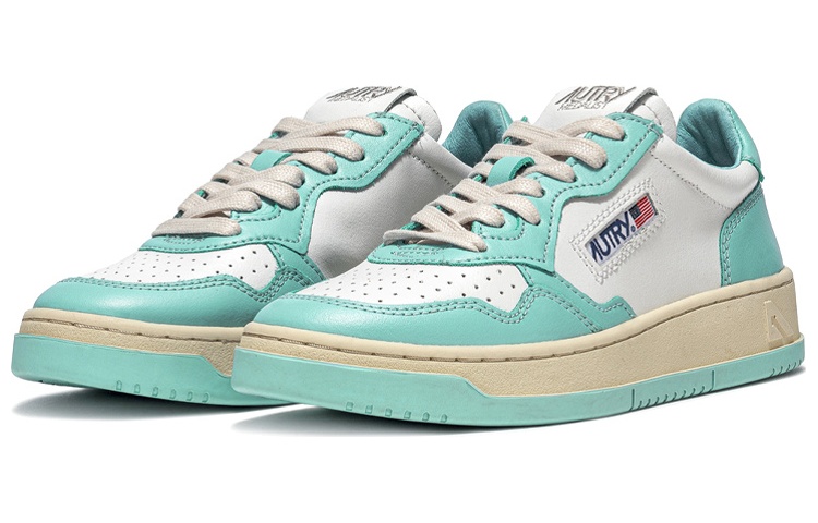 Order (Women) AUTRY Medalist Low Top Bicolor 'White Teal' AULW-WB20