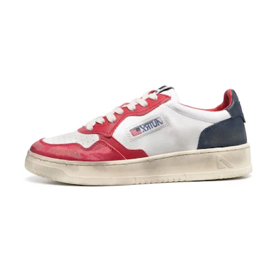 (W) AUTRY Medalist Super Vintage Leather Low Sneakers 'White Black Red'