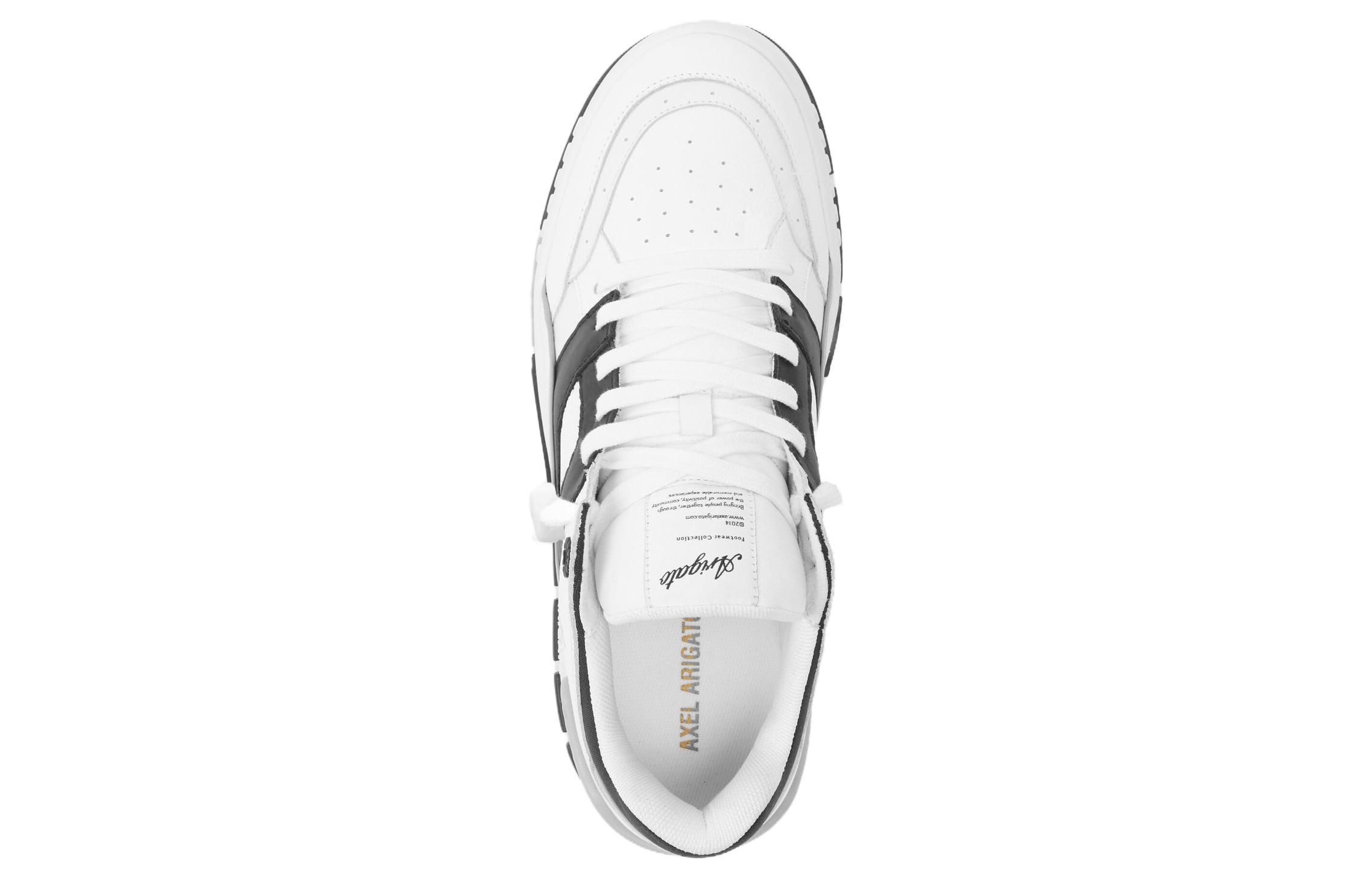 Shop Axel Arigato Area Lo 皮革 圓頭繫帶 低幫 板鞋 女款 白黑