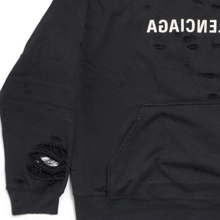 Cheap (W) 발렌시아가 블랙 디스트레스드 레터 후디 긴소매 레귤러핏 675003TQVP11569