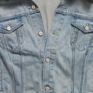 (W) 발렌시아가 오프숄더 데님 자켓 라이트 블루 루즈핏 스타일리시 코트 786638TQW556379 Sizing (W) 발렌시아가 오프숄더 데님 자켓 라이트 블루 루즈핏 스타일리시 코트 786638TQW556379